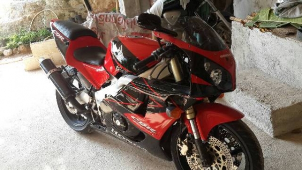 CBR400 ปี94 ทะเบียนแท้ครับโอนได้ทุกขนสงครับ