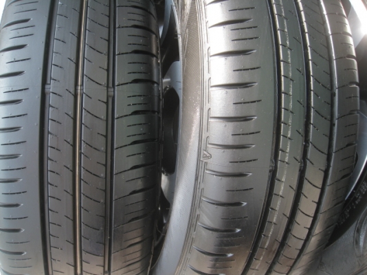 ขายล้อแม็กป้ายแดง New Mazda2 16"  สนใจติดต่อเล็กคลองสามครับ 081-3747940