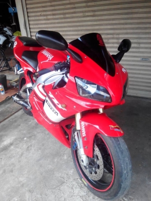 ขายครับr1ปี2002สพมแท้125000ลดได้ครับโทรมาคุย