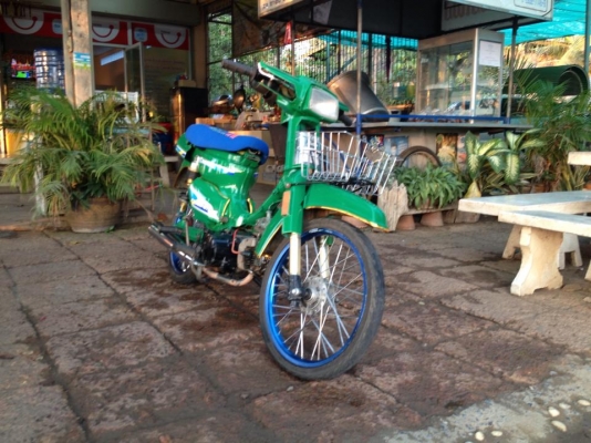 ขายราคาสุดท้าย Rc เเปลงดรีมคุรุ เครื่องเวฟ 100 สภาพสวยๆ ราคาสุดท้าย 5000 บาท ราคานี้งดต่อลอง(สีทำใหม่ ตระกร้าหน้าใหม่ เบาะหุ้มใหม่ น้ำมันเครื่องเปลี่ยนให้เเล้ว) ที่เหลือตามรูป สนใจ ทักเเชทหรือโทรสอบถาม 089-8054390 / 083-9008343 โอ๋ อยู่จังหวัด ลพบุรี