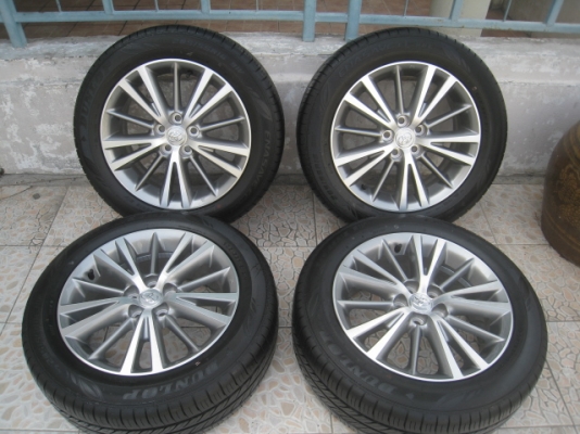 ขายล้อแม็กป้ายแดง toyota altis 16"สนใจติดต่อเล็กคลองสามครับ 081-3747940