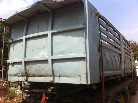 กระบะ 3 มิตรพร้อมชุดคัสซีลอย ลูกดั้ม 3 มิตร ทั้งชุด สภาพสวยๆพร้อมยกใช้