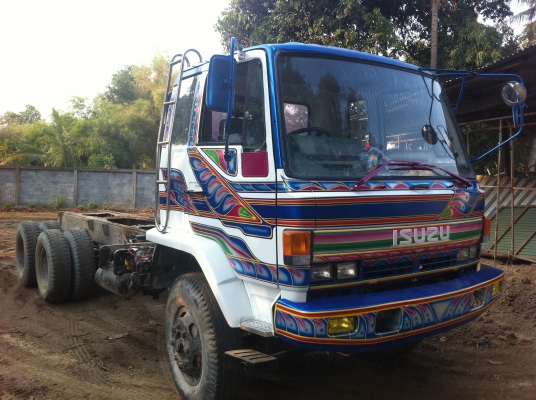 ISUZU 10 ล้อ ยางใหม่ 10 เส้น