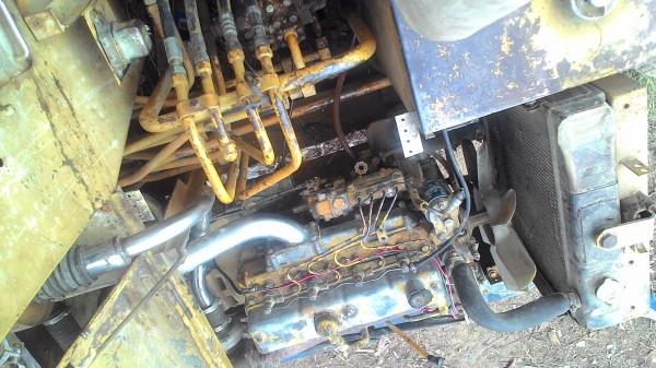 ขายโคโมสุ10HT เท่าPC60 ครับ