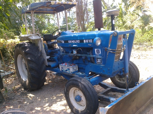 ขายด่วน รถไถ FORD 6600  แท้ๆ  เจ้าของไม่มีรถส่ง ช่วยค่ารถไปเลย20000เหลือ360000สุดๆ