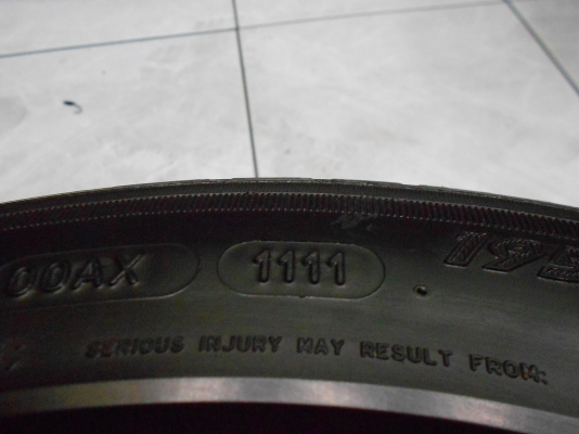 ขายล้อแม็กแต่ง RE30 ขอบ 15&times;8(4/100,114.3)พร้อมยาง Michelin 195/55/15 ปี 11/เทิร์นได้ ใส่ฟรี ส่งฟรีค่ะ