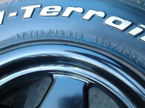 BF All 265/75/16 ปี12 สภาพสวยๆ 1ชุด BF All 265/75/16 ปี12 สภาพสวยๆ 1ชุด