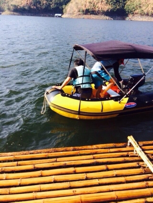 ขายเรือยาง 270 พร้อมเครื่อง hondex 9.8 hp