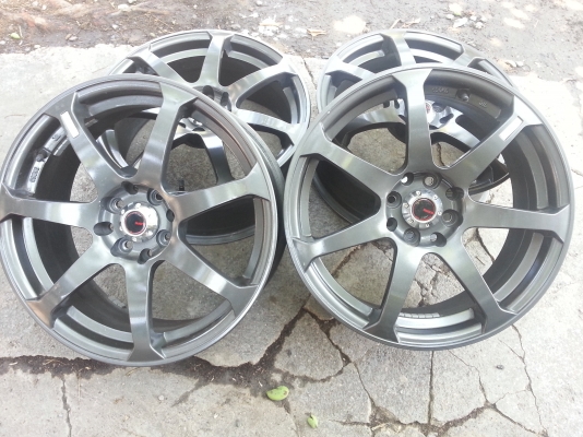 ขอบ17  model7  ใส่วีออส