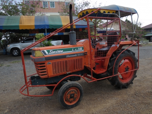 ขายรถไถคูโบต้าL1-18แรง สภาพพร้อมใช้คับ