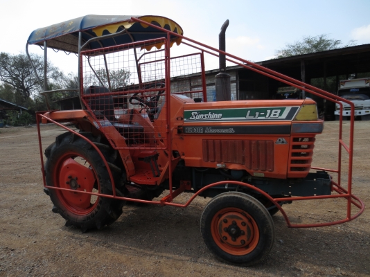 ขายรถไถคูโบต้าL1-18แรง สภาพพร้อมใช้คับ