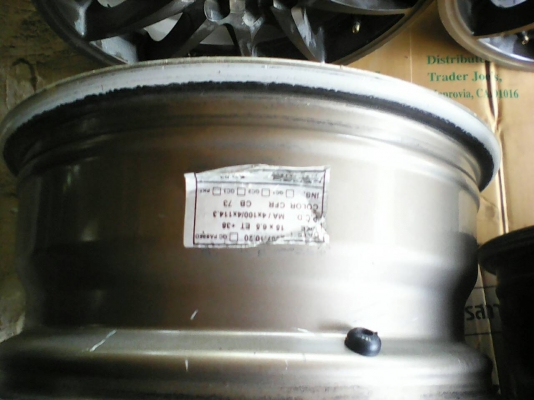 ขายล้อ ขอบ15 สี่รูร้อยคับ ขาย5900