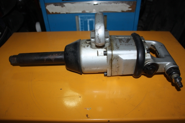 ขายรวมบล๊อกลมถอดล้อขนาด1นิ้ว(มือสอง) จำนวน 2 ตัว