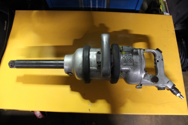 ขายรวมบล๊อกลมถอดล้อขนาด1นิ้ว(มือสอง) จำนวน 2 ตัว