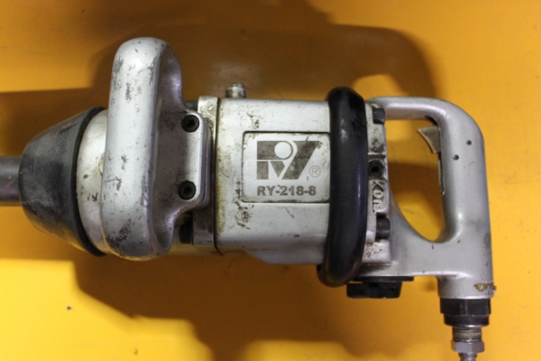 ขายรวมบล๊อกลมถอดล้อขนาด1นิ้ว(มือสอง) จำนวน 2 ตัว