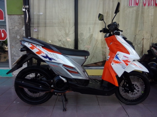 Yamaha TTX สี ขาว-ส้ม สวยๆหัวฉีดประหยัดน้ำมัน รถปี2556 เท่ห์ๆเลยครับ Yamaha TTX สี ขาว-ส้ม สวยๆหัวฉีดประหยัดน้ำมัน รถปี2556 เท่ห์ๆเลยครับ