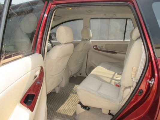 INNOVA 2.5 V เครื่อง ดีเซล เกียร์ออโต้