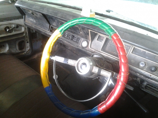 ขายตามสภาพรถเก๋งโบรานเครื่องดีเซลขับได้ไม่มีเล่ม