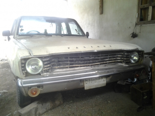 ขายตามสภาพรถเก๋งโบรานเครื่องดีเซลขับได้ไม่มีเล่ม