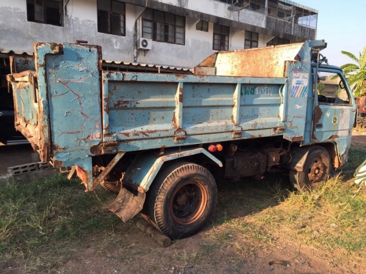 ขายรถ6ล้อ ISUZU NKR ดั้ม