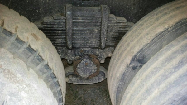 รถฮีโน่ 10 ล้อดั้ม FM3H  เปลื่ยนเครื่อง 195 แรงม้า. ปี 39   สนใจติดต่อ  081 - 6079515