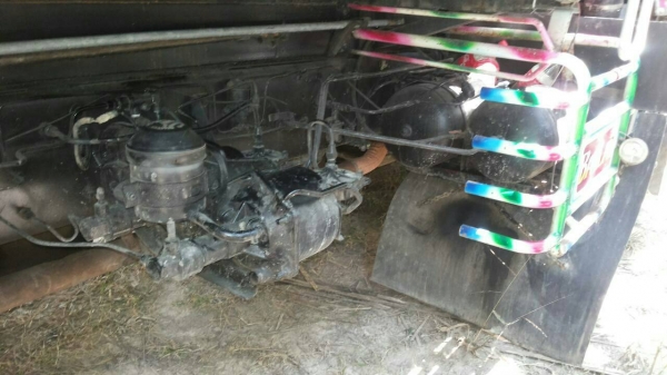 รถฮีโน่ 10 ล้อดั้ม FM3H  เปลื่ยนเครื่อง 195 แรงม้า. ปี 39   สนใจติดต่อ  081 - 6079515