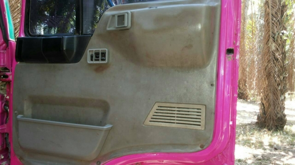 รถฮีโน่ 10 ล้อดั้ม FM3H  เปลื่ยนเครื่อง 195 แรงม้า. ปี 39   สนใจติดต่อ  081 - 6079515