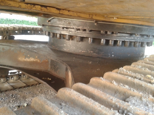 ขาย cat 320D รุ่นกระบอกดำ นำเข้าจากยี่ปุ่นไม่เคยใช้ในไทย อายุใช้งาน 4000ชม.