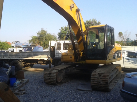 ขาย cat 320D รุ่นกระบอกดำ นำเข้าจากยี่ปุ่นไม่เคยใช้ในไทย อายุใช้งาน 4000ชม.