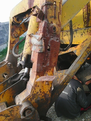 ขายรถตักล้อยางTCM 6 สูบน้ำหนักรถเกือบ 8ตัน ต้อนรับเดือนเอาไปเลย 145,000 บาทยกสูงสุด3.4 ม.