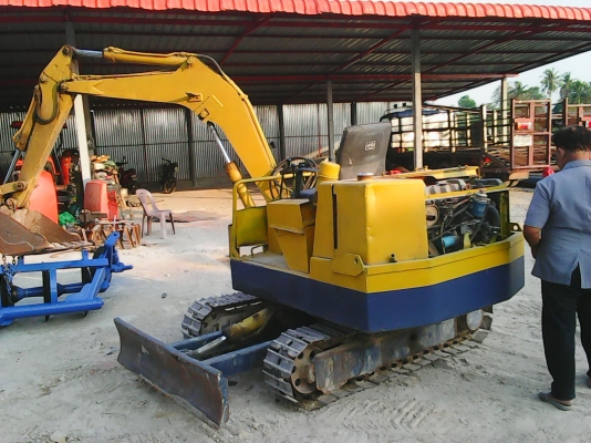 ขายแบ็คโฮ IHI เทียบเท่า PC20 พร้อมใช้งาน