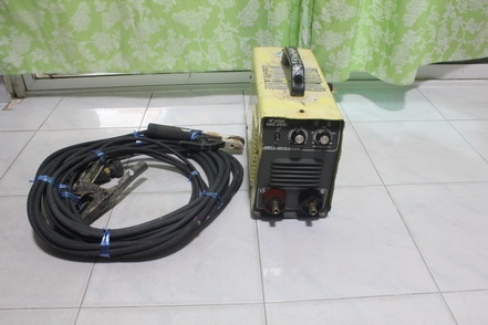 เครื่องเชื่อม jasic arc225i ระบบอินเวอร์เตอร์ IGBT สภาพพร้อมใช้งานครับ