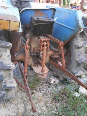 ขายรถไถ 30 แรงม้า 2เพลา พร้อมใช้งานพร้อมผาน 5*22