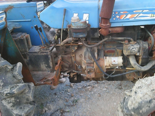 ขายรถไถ 30 แรงม้า 2เพลา พร้อมใช้งานพร้อมผาน 5*22