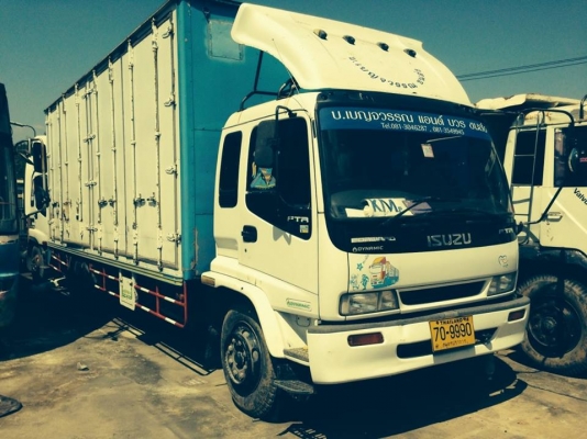 ขาย 6 ล้อตู้10บานยาว7.30เมตร