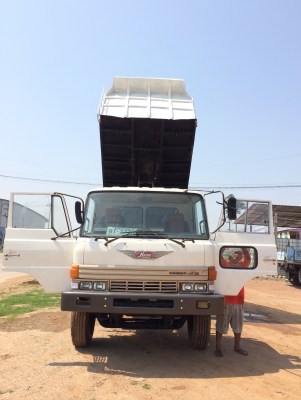 แสงฟ้าเต้นรถ///ขายรถHINO-F18ดั้มเครื่องHO7C-175แรงม้ายางใหม่10เส้น แสงฟ้าเต้นรถ///ขายรถHINO-F18ดั้มเครื่องHO7C-175แรงม้ายางใหม่10เส้น