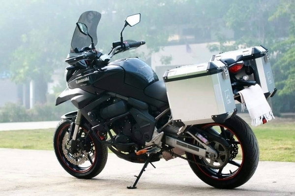 kawasaki Versys 650 ปี 2011 สภาพดีมากของแต่งเพียบ