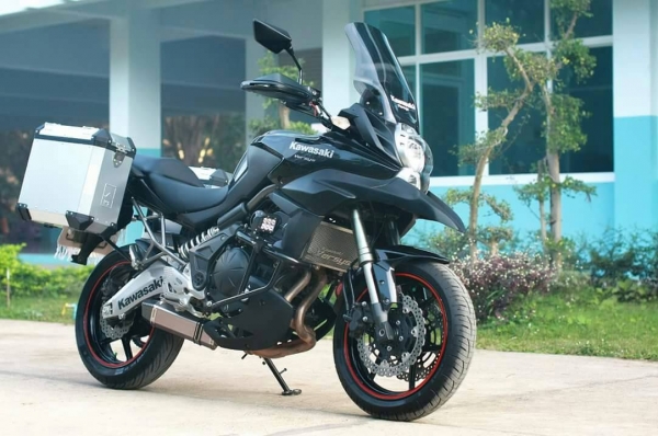 kawasaki Versys 650 ปี 2011 สภาพดีมากของแต่งเพียบ