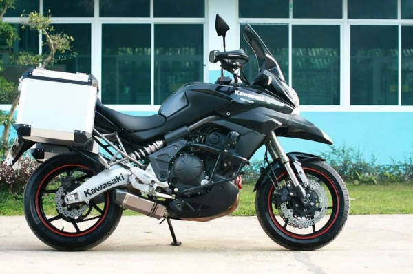 kawasaki Versys 650 ปี 2011 สภาพดีมากของแต่งเพียบ