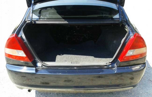 Mitsubishi lancer ท้ายเบนซ์ ปี 99 เครื่อง 1500 เกียร์ธรรมดา สีสวย เครื่องดี เกียร์เข้านิ่มไม่หลุด ช่วงล่างดี แอร์เย็น เลี้ยวไม่ดัง ไม่มีปัญหาความร้อน แม็กซ์ 16 ภาษีไม่ขาด รถพร้อมใช้เลยครับ   ราคา 77,000 บาท   0896878976 โอ๋   id line : charnpreecha   ดูรถ