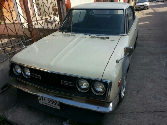 โตโยต้า R72 เก่าเก็บ 2 ประตู