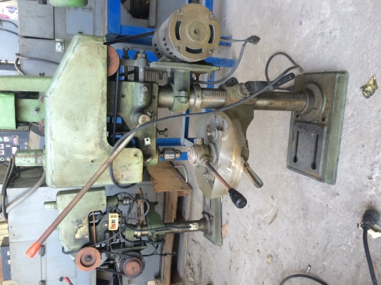 ขายเครื่องเจาะต๊าฟใต้หวัน