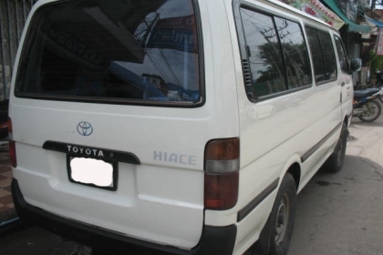 ขายถูกรถตู้ TOYOTA  HIACE