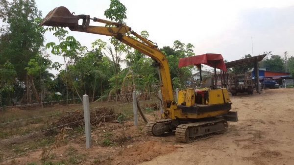 130,000บาท แบคโคร Pc30 มิสซูบิซิ MA-030. เครื่องยนต์4สูบ แรงสะใจ