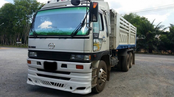ขายรถ10ล้อดั้มพ์ HINO FM1MNKA วางเครื่องใหม่เป็น 320แรงม้า สนใจโทร 081-970-1072