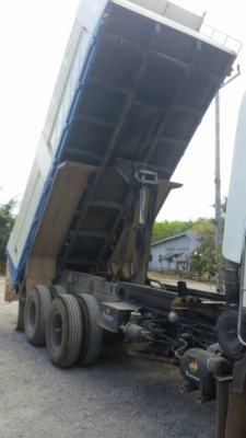 ขายรถ10ล้อดั้มพ์ HINO FM1MNKA วางเครื่องใหม่เป็น 320แรงม้า สนใจโทร 081-970-1072