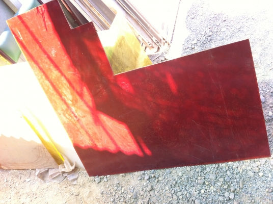 แผ่นแบคกาไลท์หนาประมาณ 8-10 มม. ขนาด102 * 65 ซม.