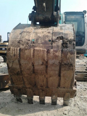 **1,450,000 บ.ต่อรอง/// แบคโฮ SK200 MARK-6 YN10** ขาย KOBELCO MARK-6 SK200 YN10 แบคโค สภาพเก่านอก S.No.YN10-40683 เครื่องเดิม ปั้มเดิม ไฟฟ้าหน้าจอครบ เครื่องดี แรงดี แห้ง ไม่มีเยิ้ม ปั้มแน่น แรง ทำงานดีเร็ว ไม่โหลด บูมอาร์มสวย ไม่ปะไม่ดาม ไม่ร้าว บุ้งกี๋ห