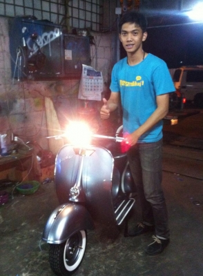 เอเซียเวสป้า---->>จัดส่งรถvespa 64 3 คัน ให้คุณเป๊ก สุโขทัย คุณอั๋น ขอนแก่น และคุณต้นแม่สอด เรียบร้อย23-26/02/2558