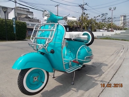 เอเซียเวสป้า---->>จัดส่งรถvespa 64 3 คัน ให้คุณเป๊ก สุโขทัย คุณอั๋น ขอนแก่น และคุณต้นแม่สอด เรียบร้อย23-26/02/2558